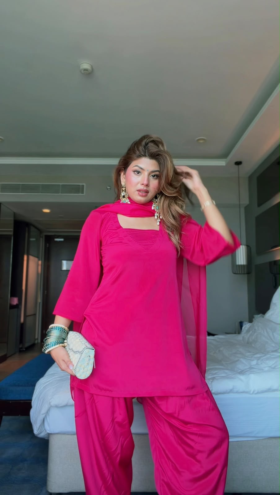 PINKY FARSHI 💗